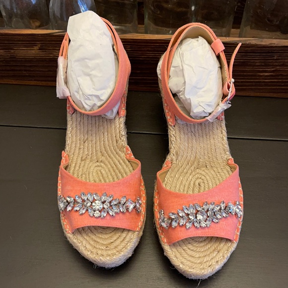 New in Box 💕 KAARI blue Washed Coral Espadrilles Shoes 💕 Sz. 9.5 Retail $70 - Picture 1 of 4